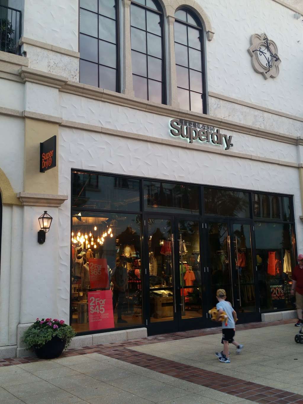 Superdry™ | 1486 Buena Vista Dr, Orlando, FL 32830 | Phone: (321) 251-3351