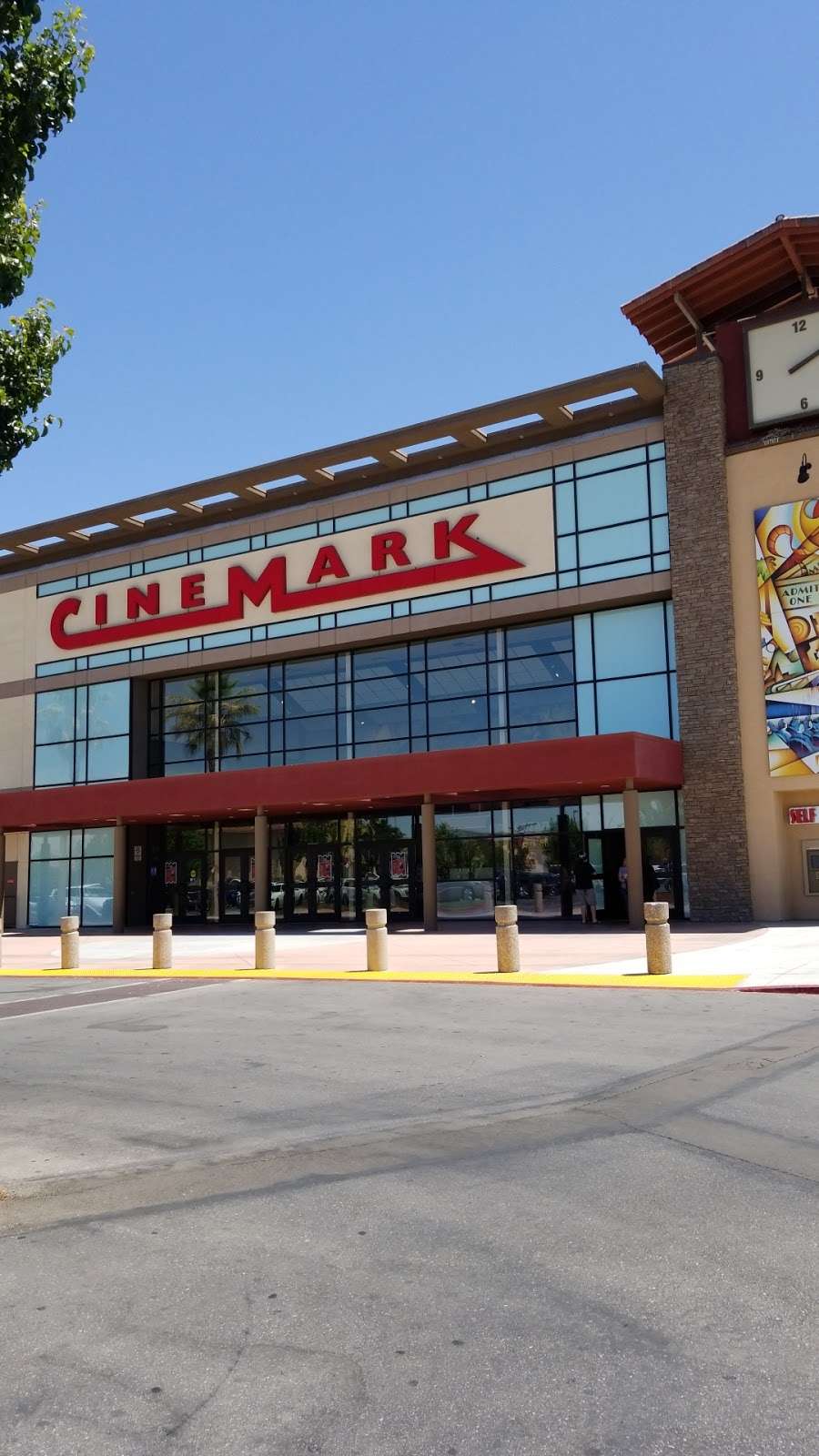 Cinemark Jess Ranch | 18935 Bear Valley Rd, Apple Valley, CA 92308, USA | Phone: (760) 247-5871