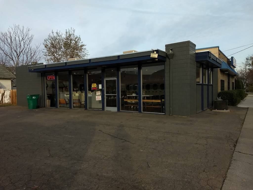 Waterfront Laundromat | 1205 W Fremont St, Stockton, CA 95203, USA | Phone: (209) 464-2703
