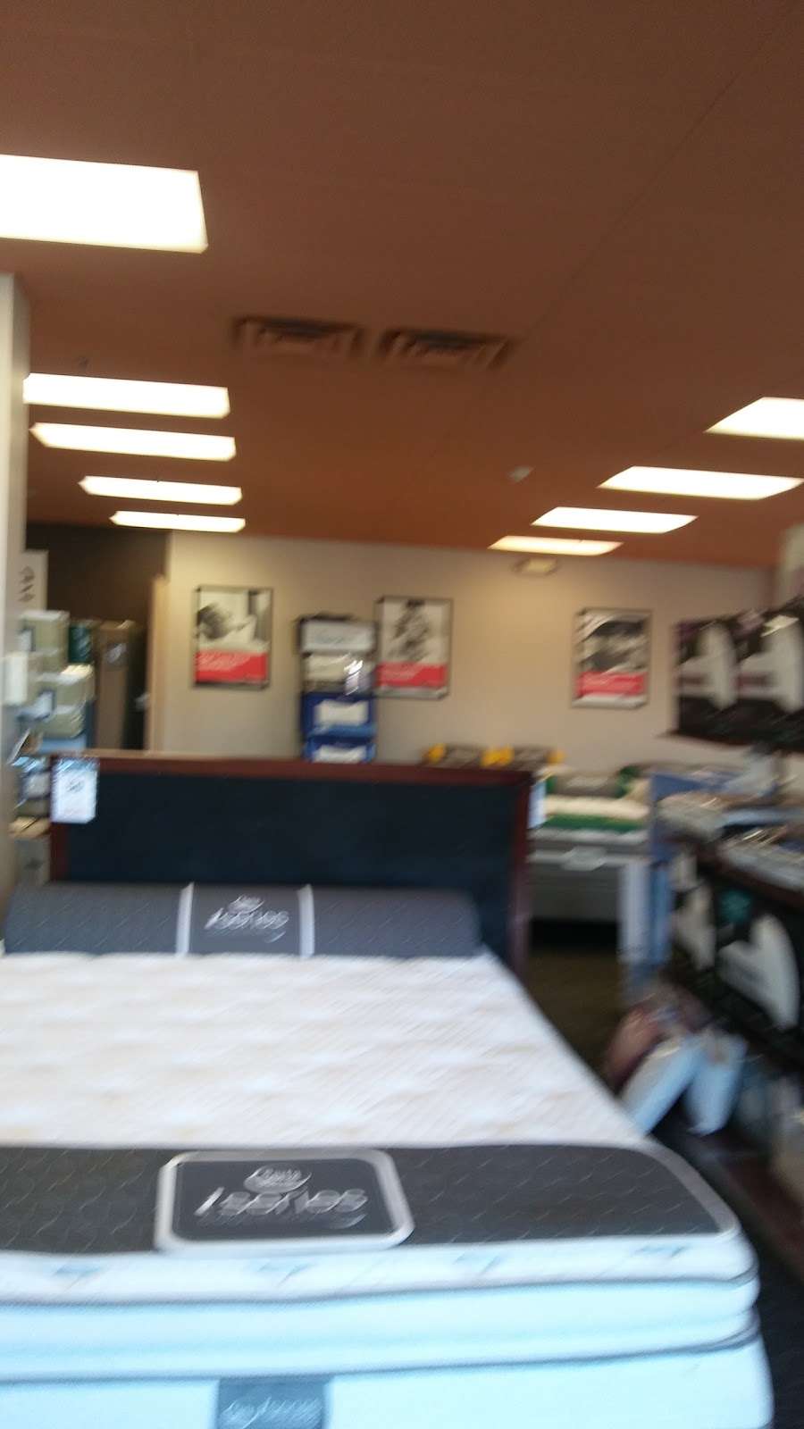 Mattress Firm Clearance | 38 Nardozzi Pl, New Rochelle, NY 10805, USA | Phone: (914) 637-0503