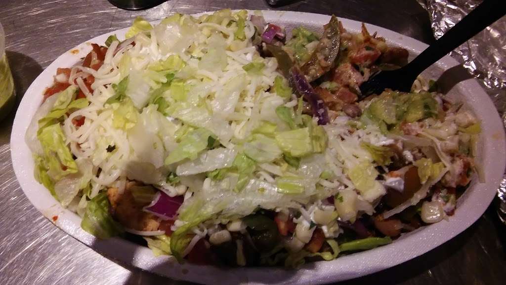 Chipotle Mexican Grill | 3317 Daniels Rd Ste 102, Winter Garden, FL 34787, USA | Phone: (407) 654-4415