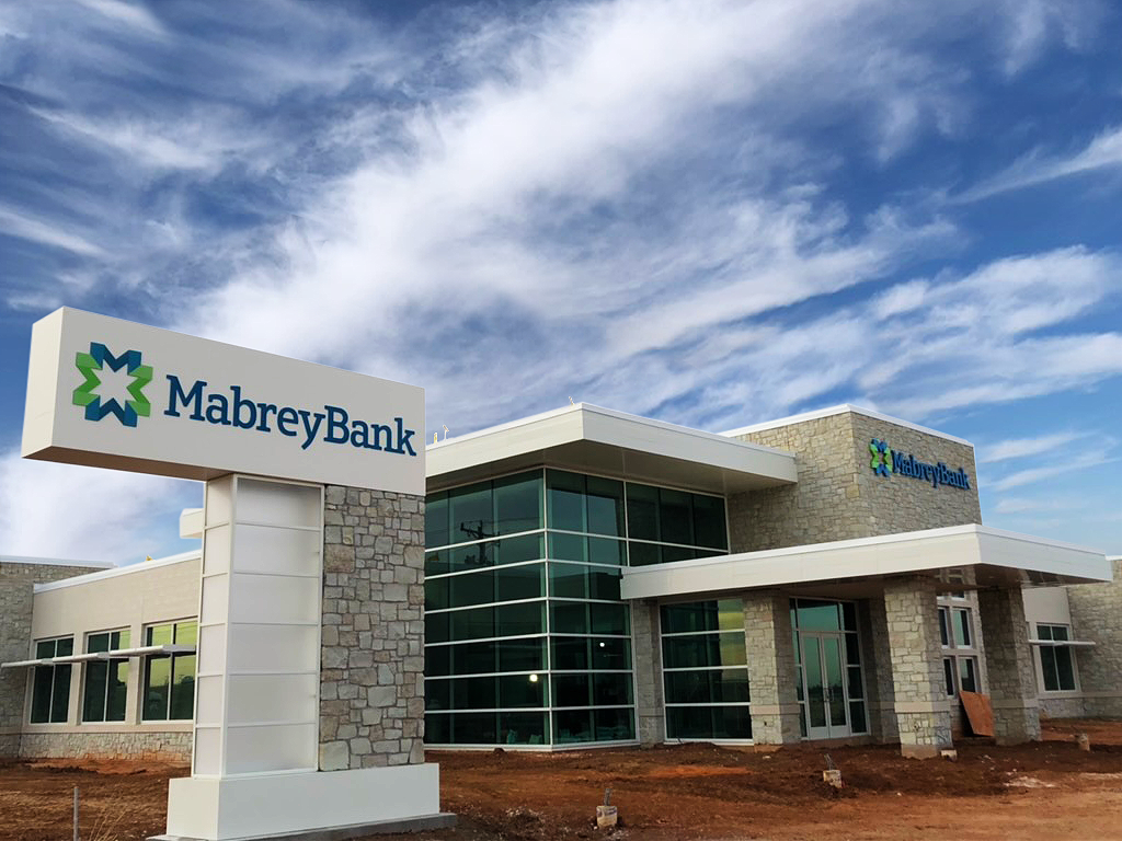 Mabrey Bank | 6201 W Memorial Rd, Oklahoma City, OK 73142, USA | Phone: (405) 720-4600