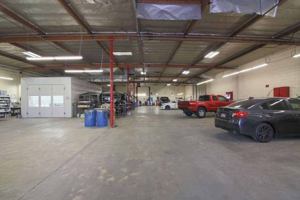 Seidners Collision Centers - Industry - La Puente | 17811 Valley Blvd, La Puente, CA 91744, USA | Phone: (626) 330-9711