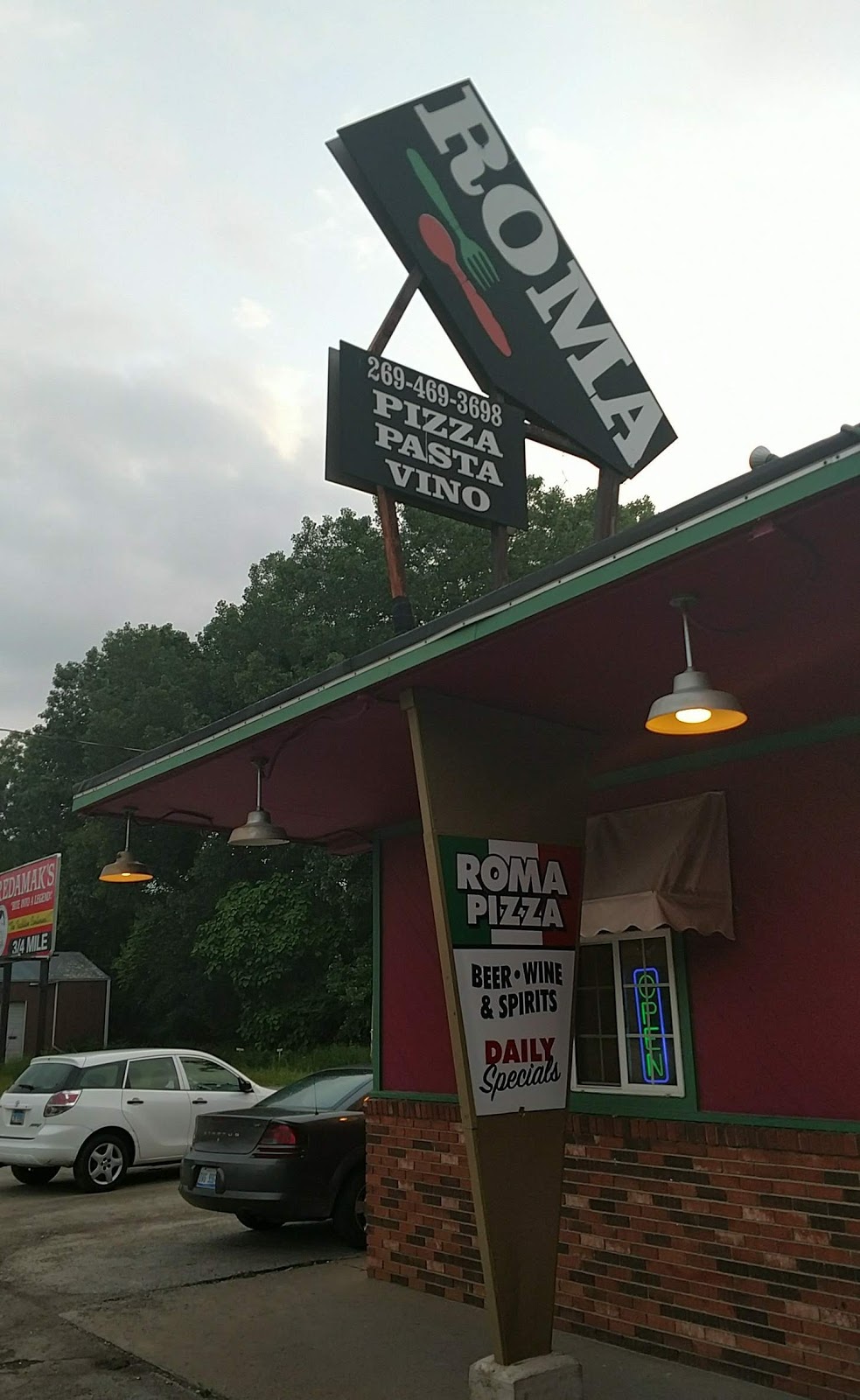 Roma Pizza | 17600 Red Arrow Hwy, New Buffalo, MI 49117, USA | Phone: (269) 469-3698