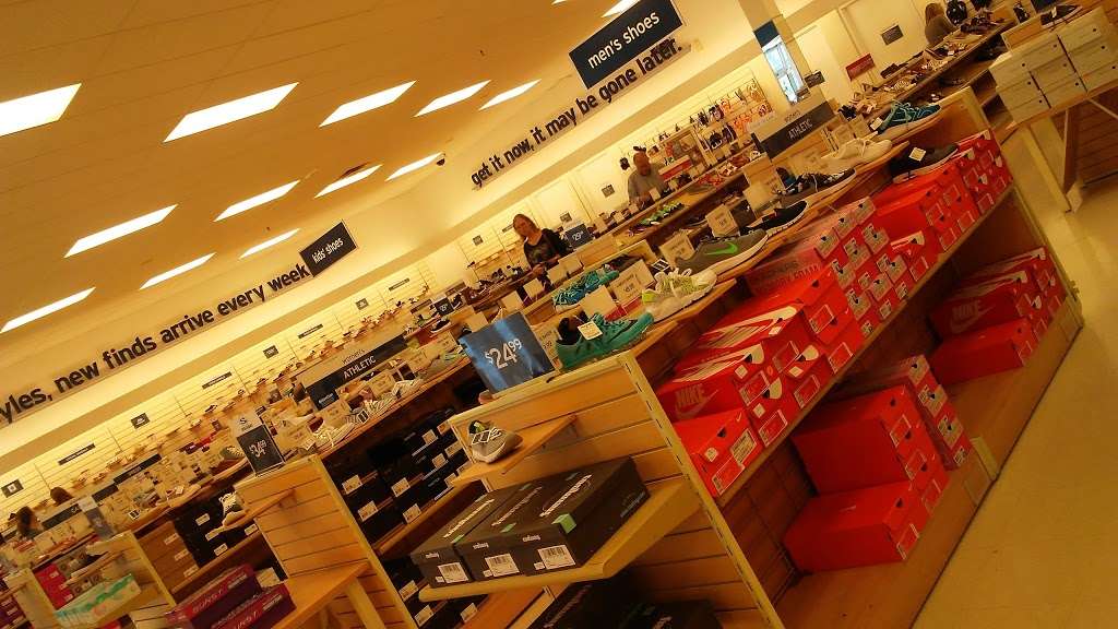 Marshalls | 1641 Fall River Dr, Loveland, CO 80538, USA | Phone: (970) 461-9459