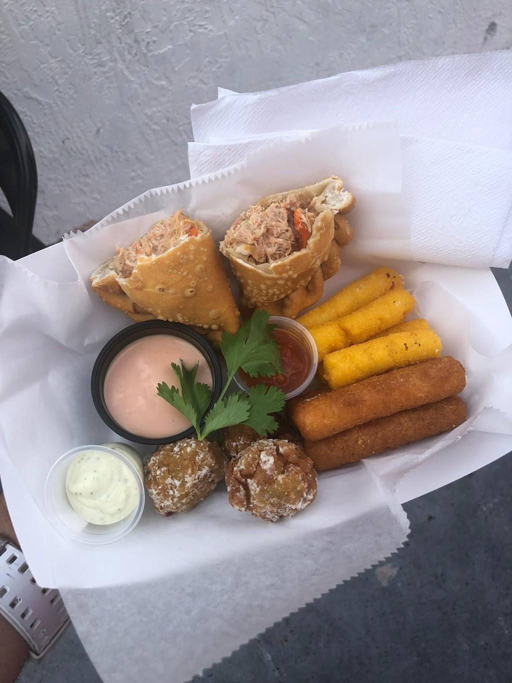 El Bori Food Truck | 3814 NW 2nd Ave, Miami, FL 33127, USA | Phone: (305) 778-1111