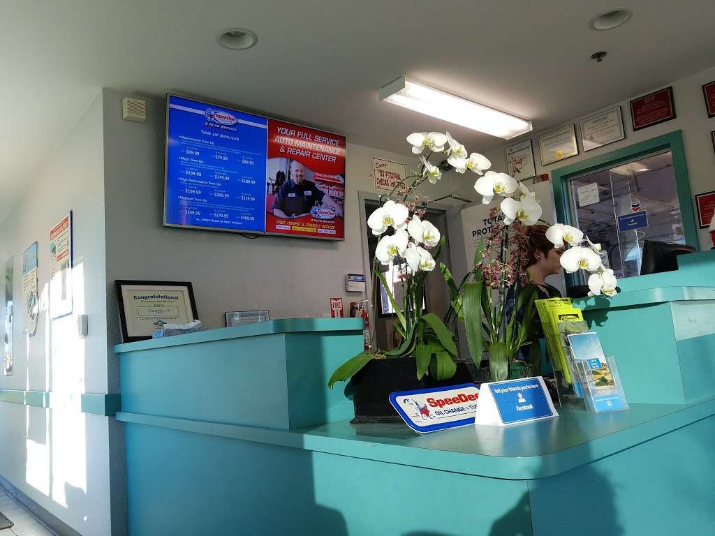 SpeeDee Oil Change & Auto Service | 221 Peabody Rd, Vacaville, CA 95687, USA | Phone: (707) 455-8518