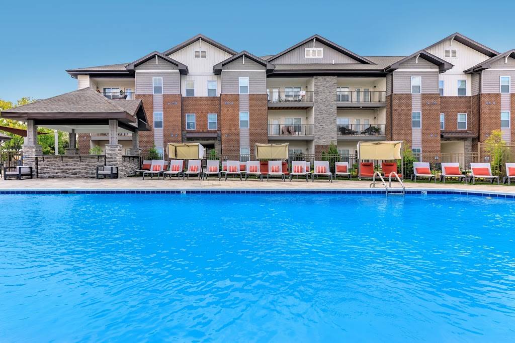 The Lodges on South English Station Road Apartments | 14500 English Park Cir, Louisville, KY 40299, USA | Phone: (502) 688-5183