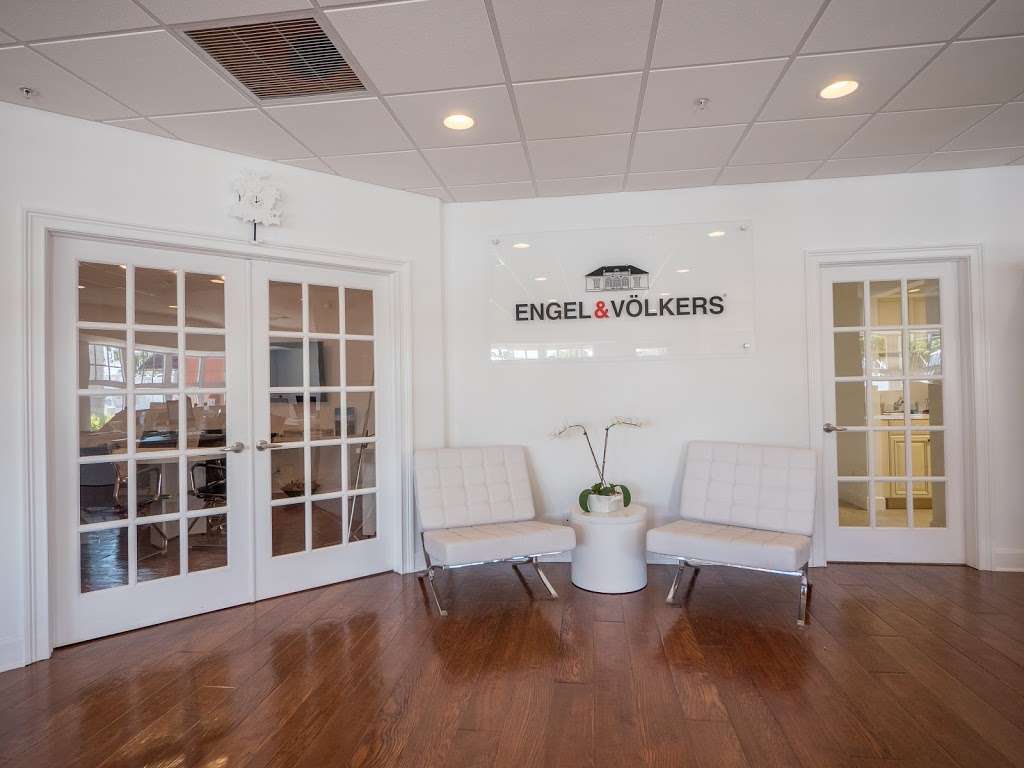 Engel & Völkers Jupiter Real Estate | 400 S Suite 3, US-1, Jupiter, FL 33477, USA | Phone: (561) 744-8488