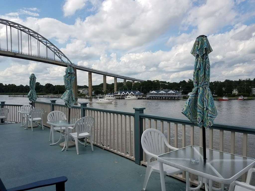 Ship Watch Inn | 401 1st St, Chesapeake City, MD 21915 | Phone: (410) 885-5300