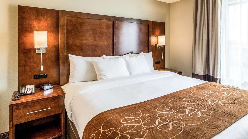 Comfort Suites | 15813 2nd St, Channelview, TX 77530, USA | Phone: (281) 864-7552