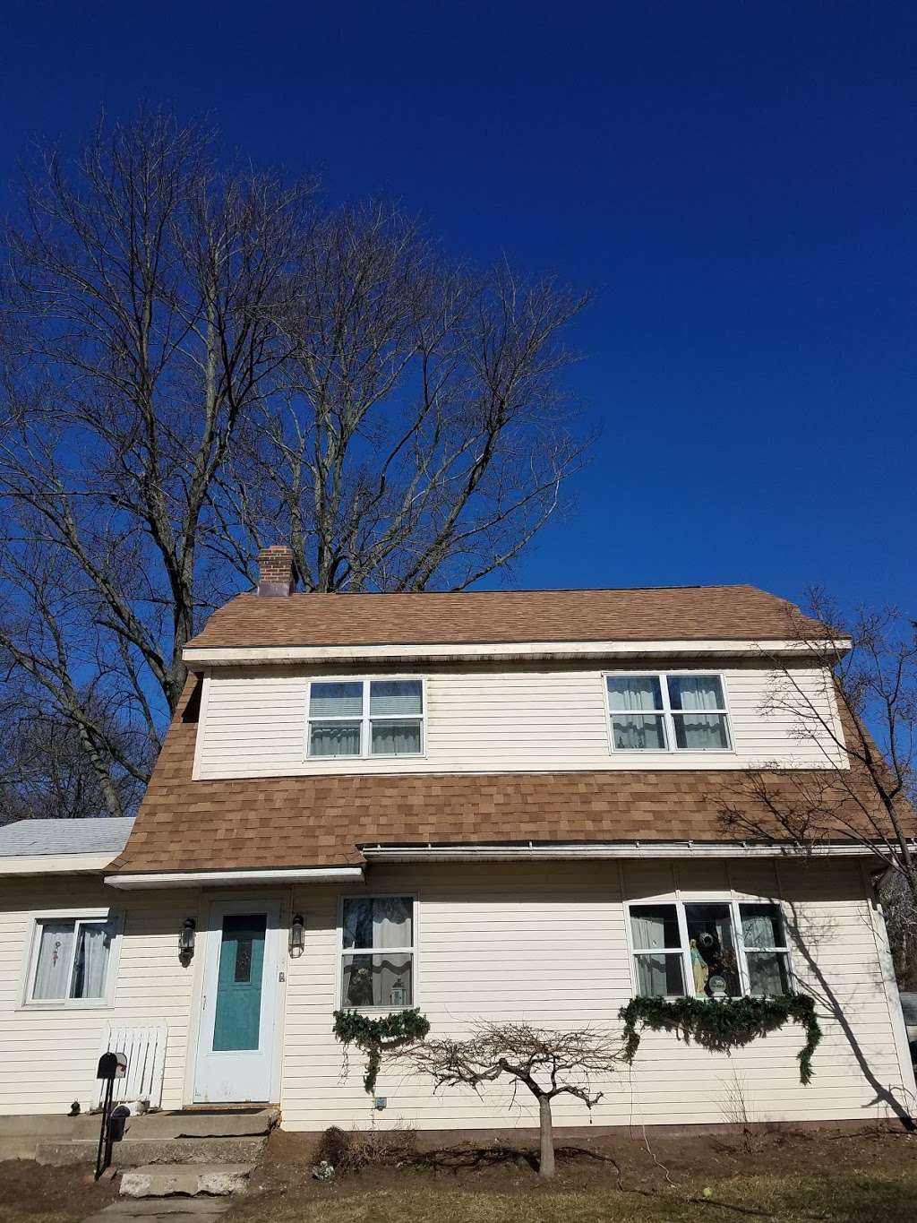 J & B West Roofing and Construction | 5263 W 400 S, La Porte, IN 46350, USA | Phone: (219) 363-6151