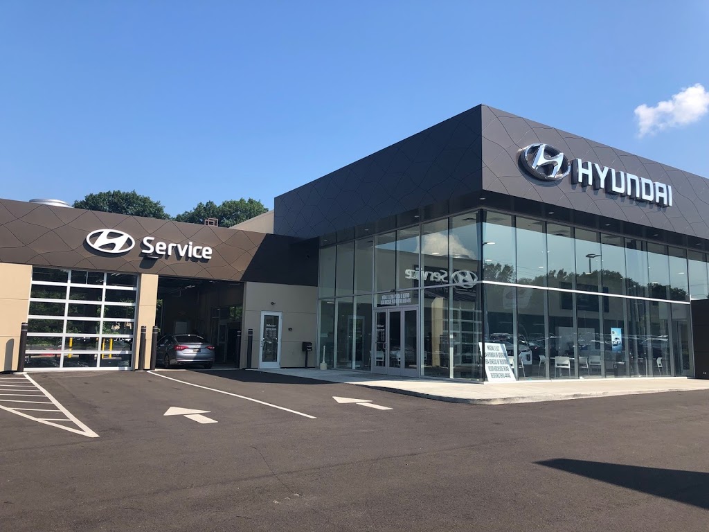 Hyundai of Bedford | 18300 Rockside Rd, Bedford, OH 44146, USA | Phone: (440) 374-8701