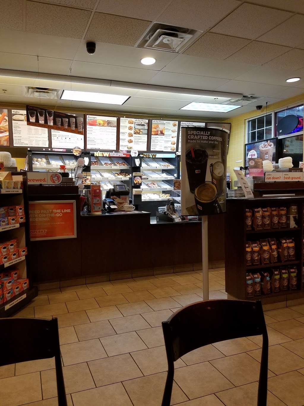 Dunkin Donuts | 4872 Montgomery Rd Suite 107, Ellicott City, MD 21043, USA | Phone: (410) 480-8430