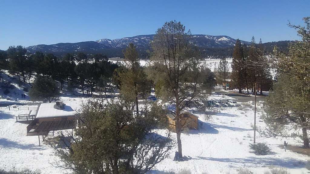 Lake of the Woods Mobile Village in 6132 Frazier Mountain Park Rd 3