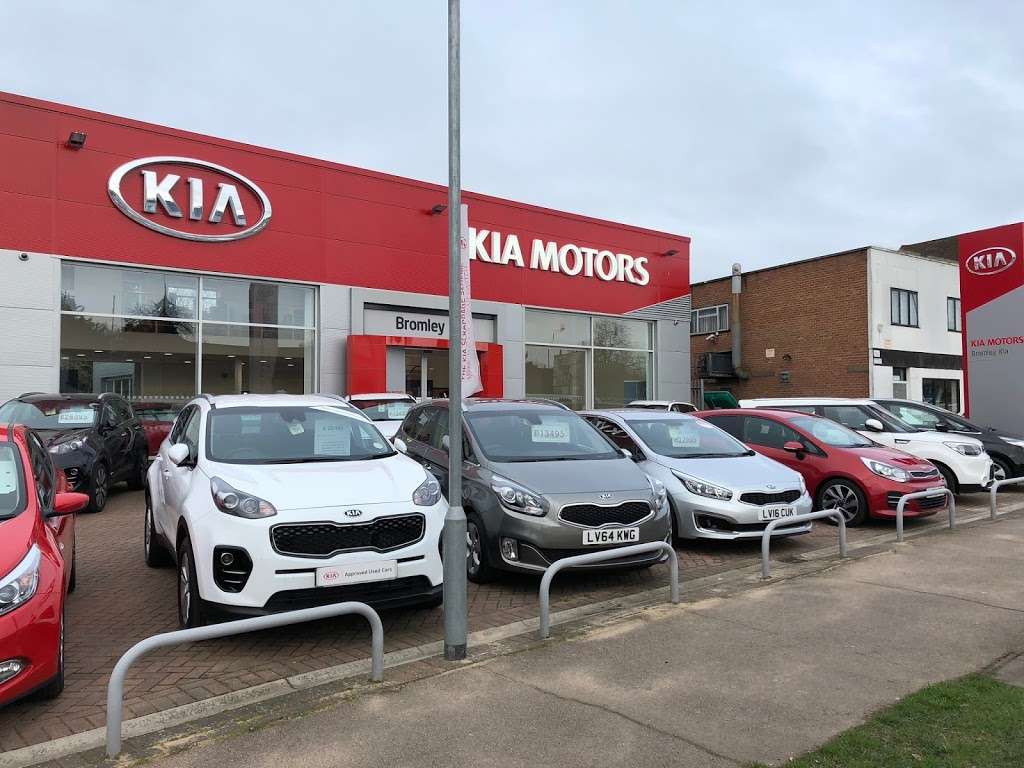 Bromley Kia Chinese Garage | 2a Stone Park Ave, Beckenham BR3 3LS, UK | Phone: 020 8662 6133