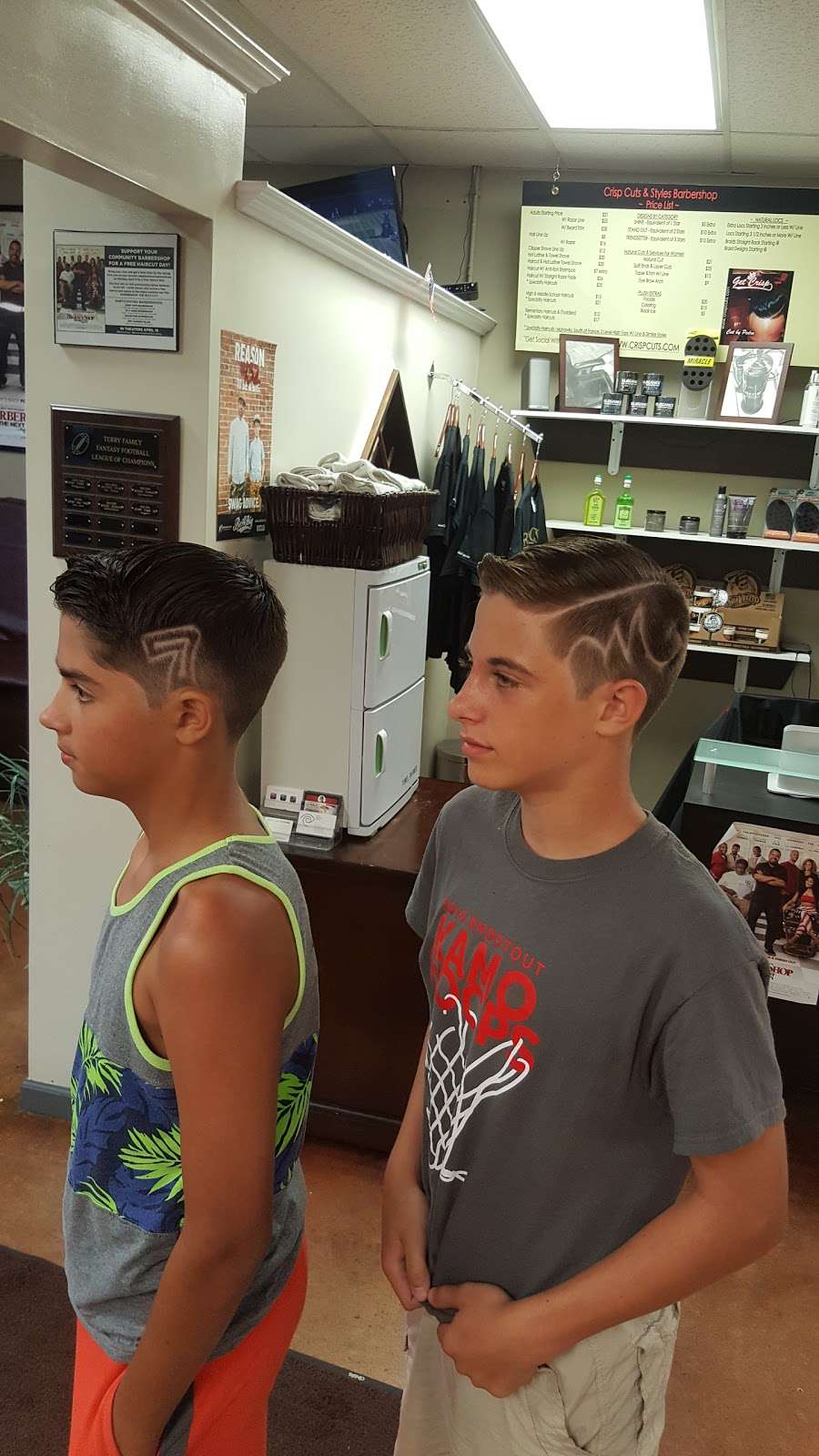 Crisp Cuts & Styles Barber Shop | 7625 Quivira Rd, Shawnee, KS 66216, USA | Phone: (913) 631-8118