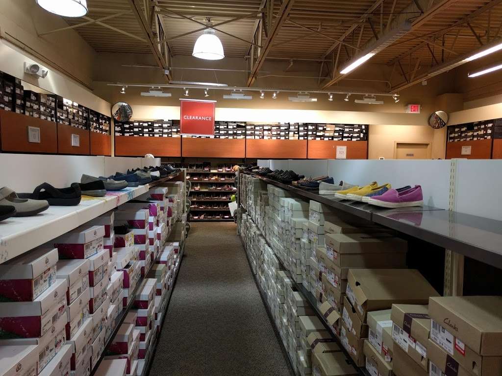 Clarks Bostonian Outlet | 1 Premium, Outlet Blvd Suite 420, Wrentham, MA 02093 | Phone: (508) 384-2949