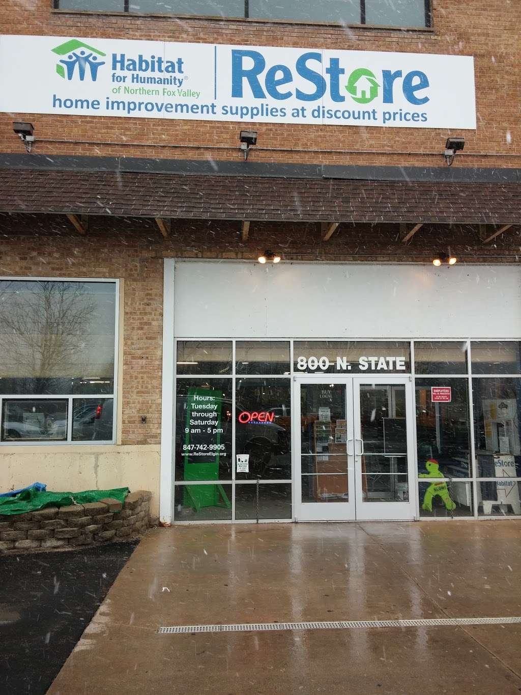 Habitat For Humanity ReStore Elgin | 800 N State St, Elgin, IL 60123 | Phone: (847) 742-9905