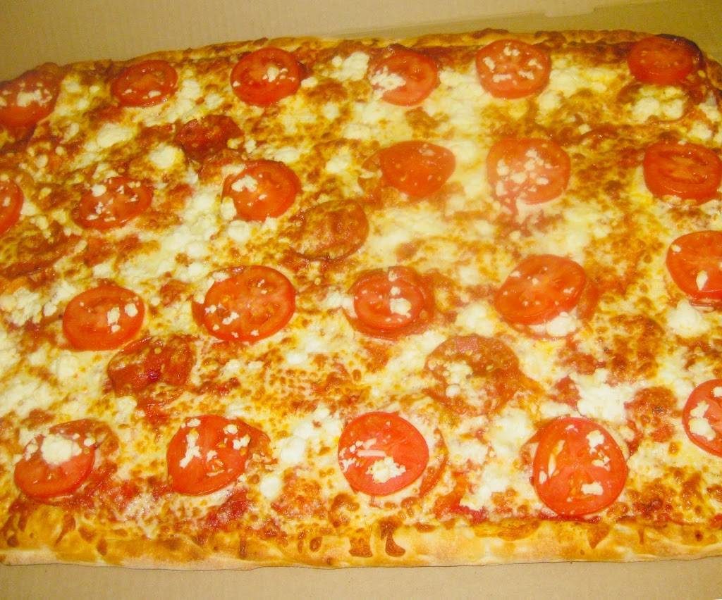 Pizzaway | 2430 Dougall Ave, Windsor, ON N8X 1T2, Canada | Phone: (519) 250-7770