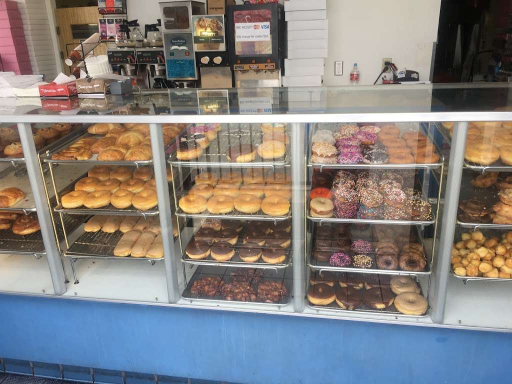 Moon Donuts | 1000 Torrance Blvd, Redondo Beach, CA 90277, USA | Phone: (310) 543-1867