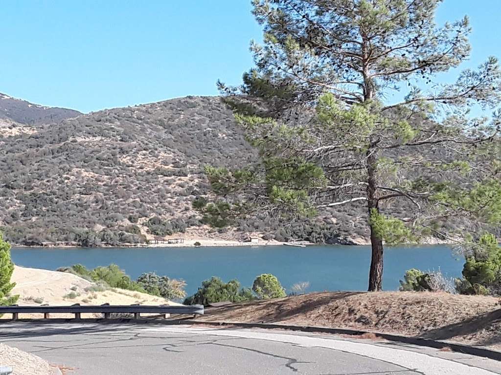 Vaquero Beach At Pyramid Lake | 35800 Camino Del Lago, Castaic, CA 91384, USA | Phone: (661) 295-1102