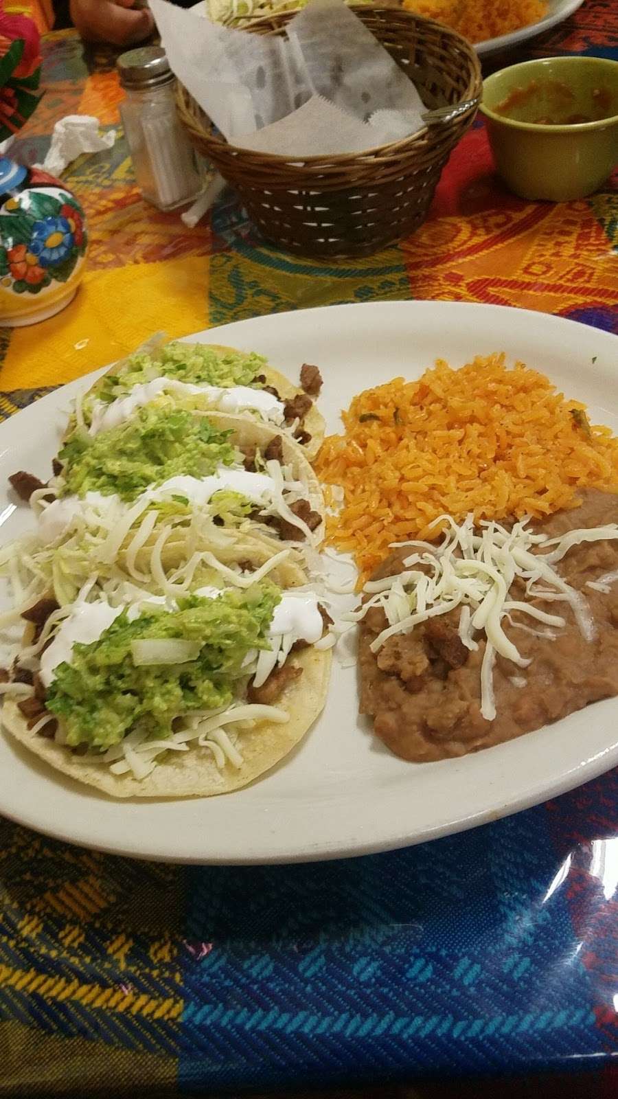 Alejandros Mexican Restaurant | 163 W Belvidere Rd, Round Lake, IL 60073 | Phone: (847) 886-7777