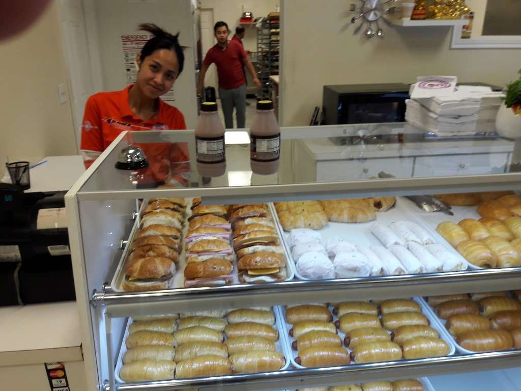 Happy Donuts | 20875 FM 1485, New Caney, TX 77357, USA | Phone: (281) 689-1300