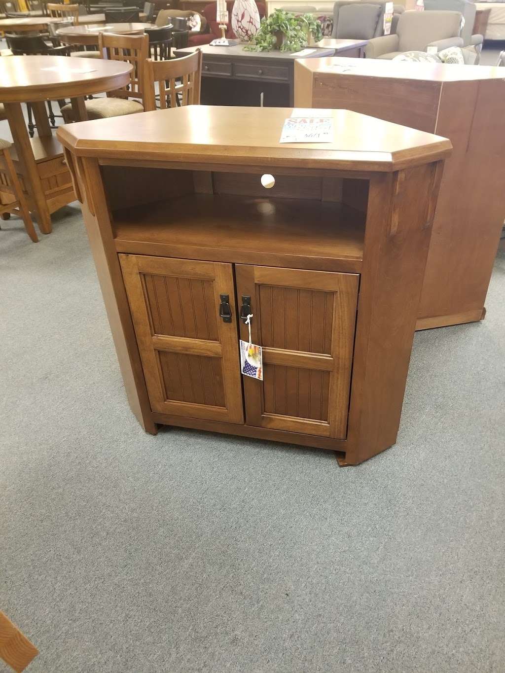Evergreen Furniture | 2042 Hwy 20, Michigan City, IN 46360, USA | Phone: (219) 878-0918