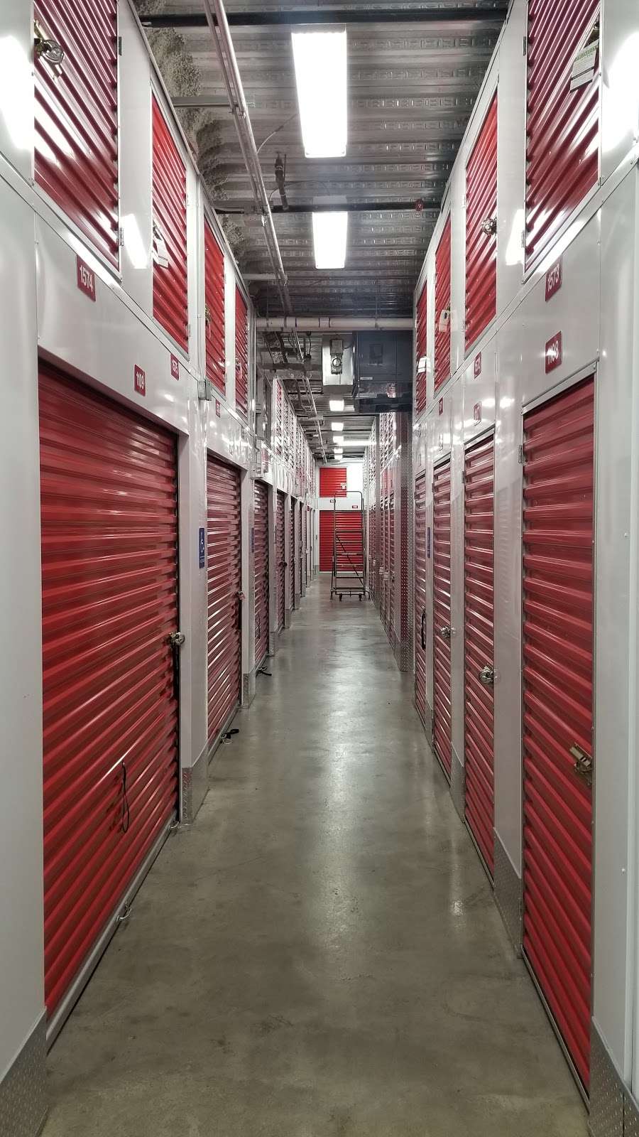 Prime Storage | 1084 Rockaway Ave, Brooklyn, NY 11236, USA | Phone: (347) 252-6292