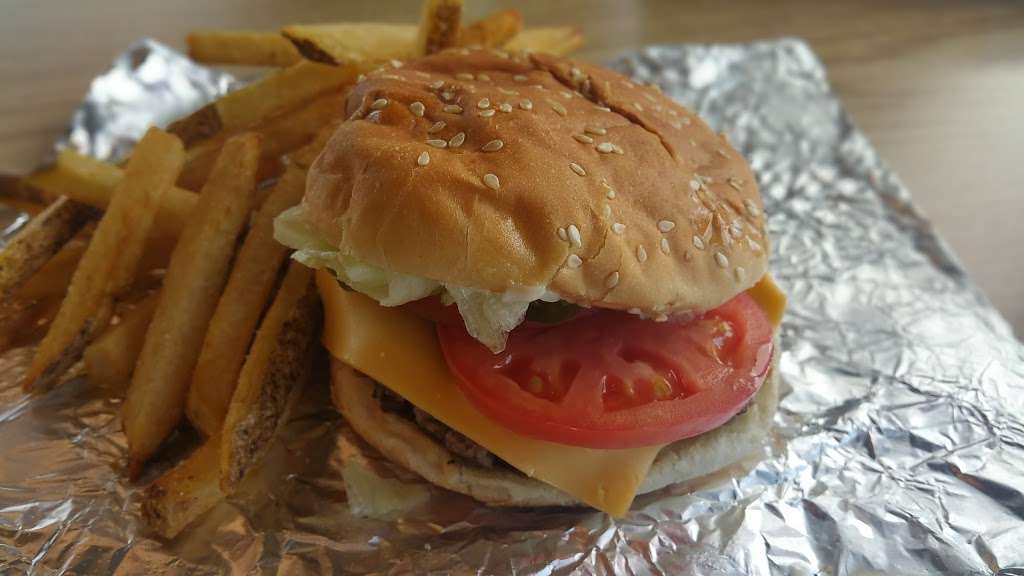 Five Guys | 141 Wilson Ave Stuite A, Hanover, PA 17331, USA | Phone: (717) 634-5824