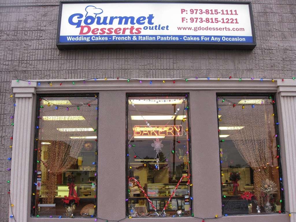 Gourmet Desserts | 851 Van Houten Ave, Clifton, NJ 07013, USA | Phone: (973) 815-1111