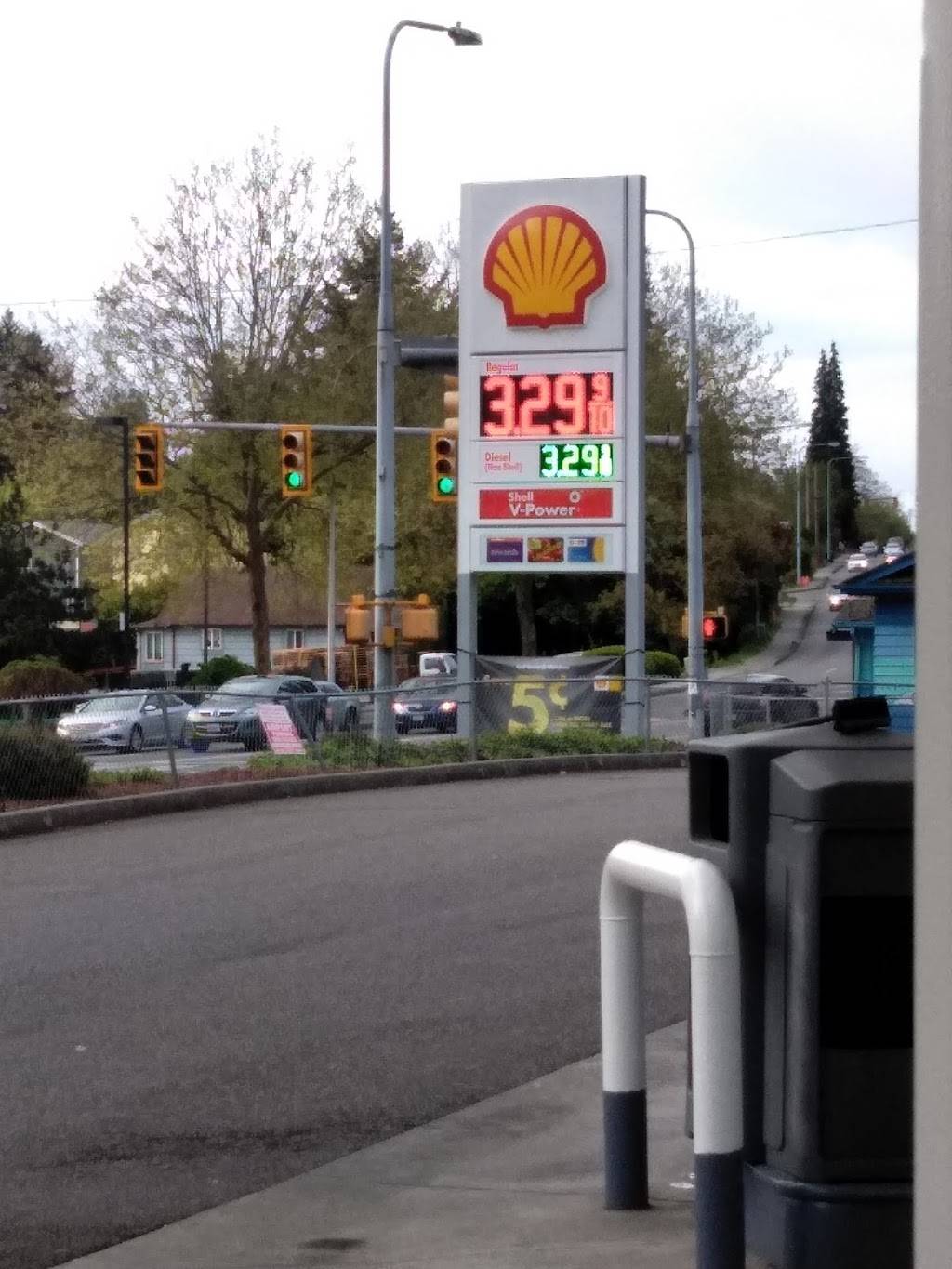 Shell | 12653 Ambaum Blvd SW, Burien, WA 98146, USA | Phone: (206) 241-4691