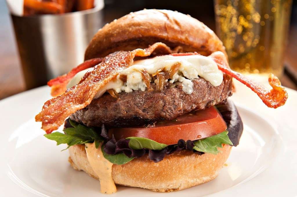 Rock & Brews Restaurants Redondo Beach | 6300 CA-1, Redondo Beach, CA 90277 | Phone: (310) 928-2969