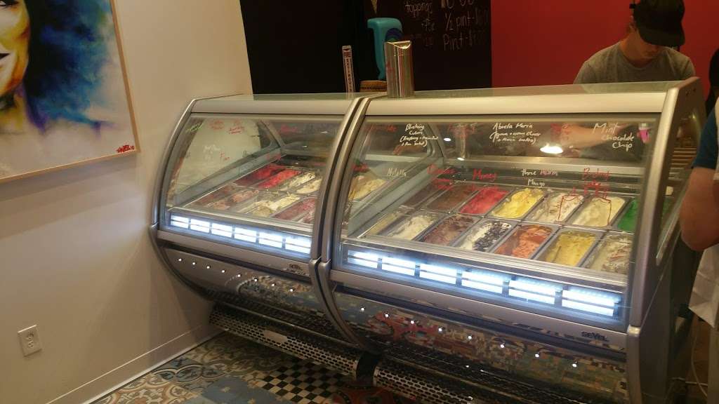 Azucar Ice Cream Company | 269 N Bishop Ave, Dallas, TX 75208, USA | Phone: (469) 872-0090