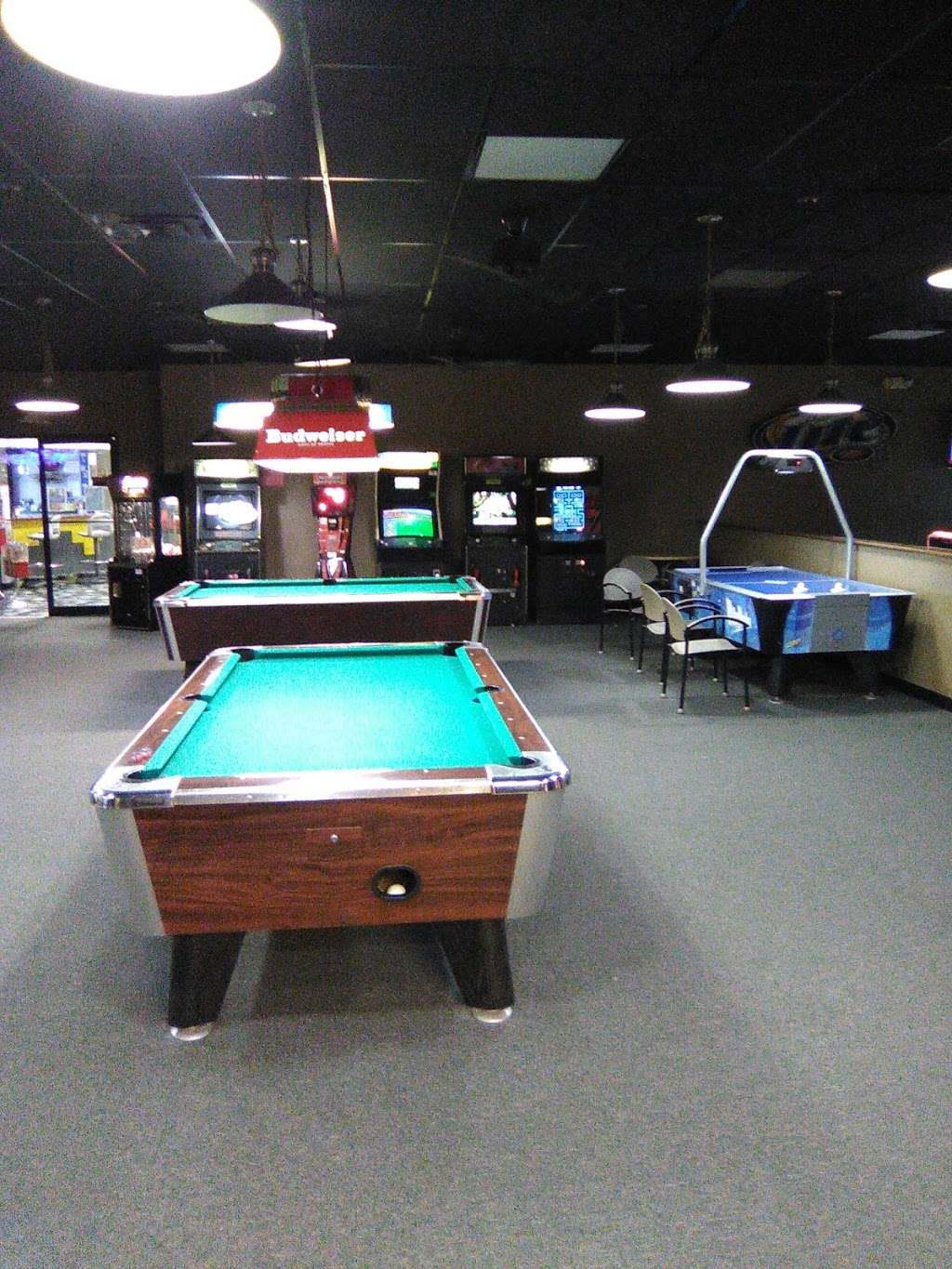 Belt Entertainment (Belt Bowl) | 210 N Belt Hwy, St Joseph, MO 64506, USA | Phone: (816) 233-1054