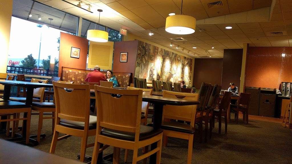 Panera Bread | 103 Taunton St, Plainville, MA 02762, USA | Phone: (508) 643-4515