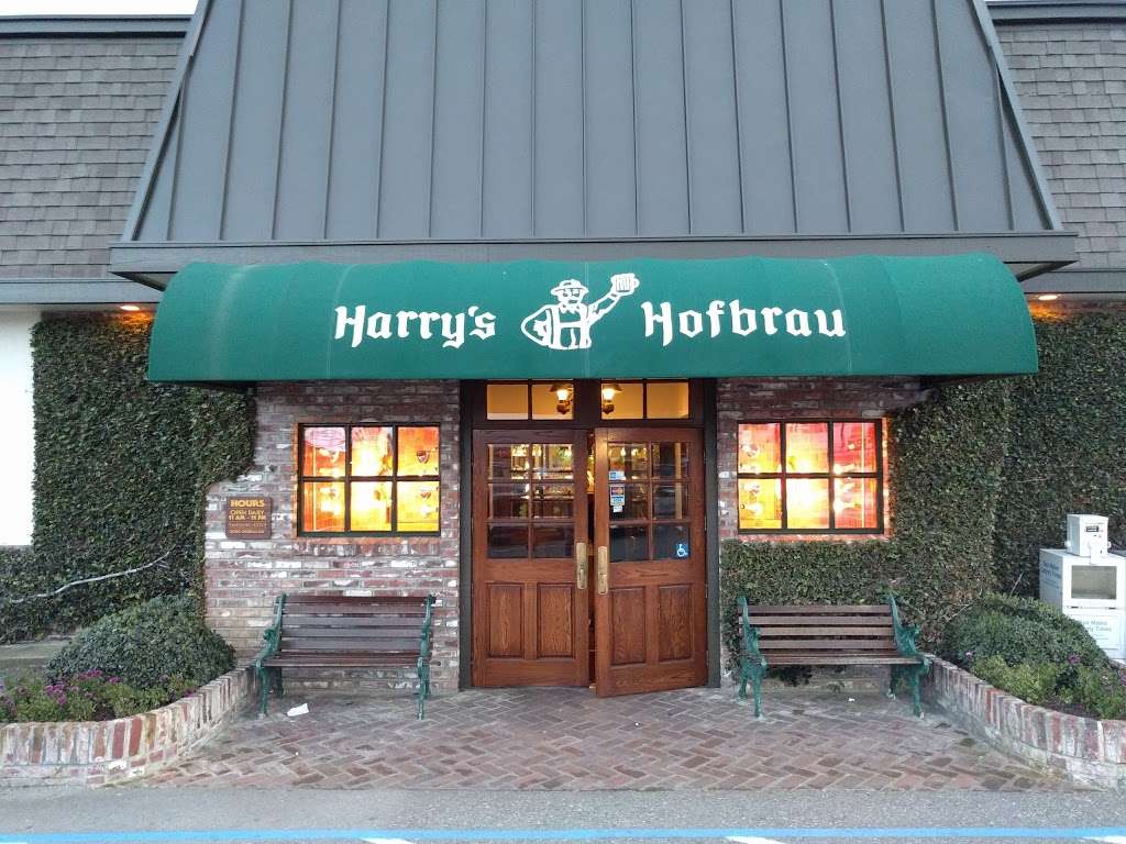 Harrys Hofbrau | 1909 El Camino Real, Redwood City, CA 94063, USA | Phone: (650) 366-3733