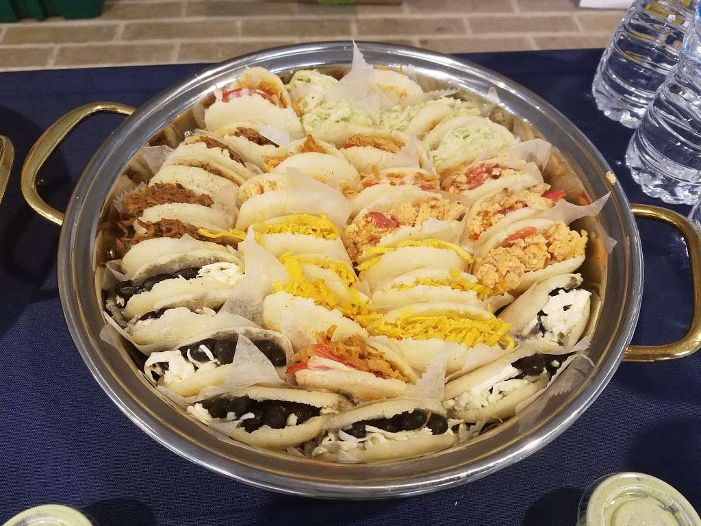 Arepa House DC | 2120 18th St NW, Washington, DC 20009, USA | Phone: (202) 588-0511