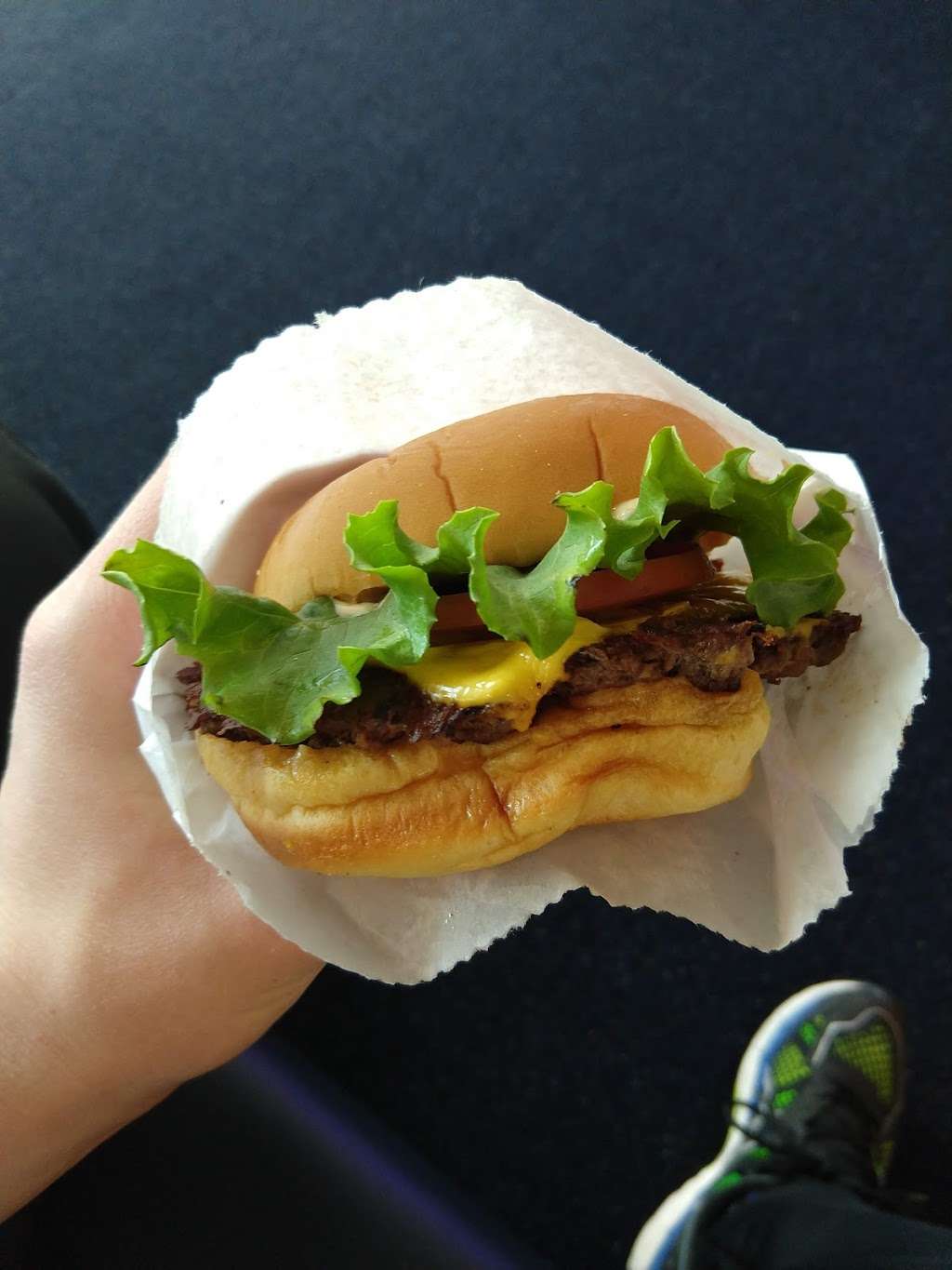 Shake Shack | John F. Kennedy International Airport Terminal 4 / Gate B23 & B37, Jamaica, NY 11430, USA | Phone: (718) 751-4760