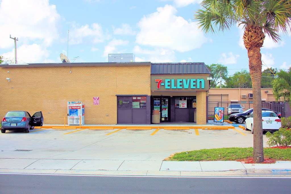 7-Eleven | 90 NW 167th St, Miami, FL 33169, USA | Phone: (305) 949-4013