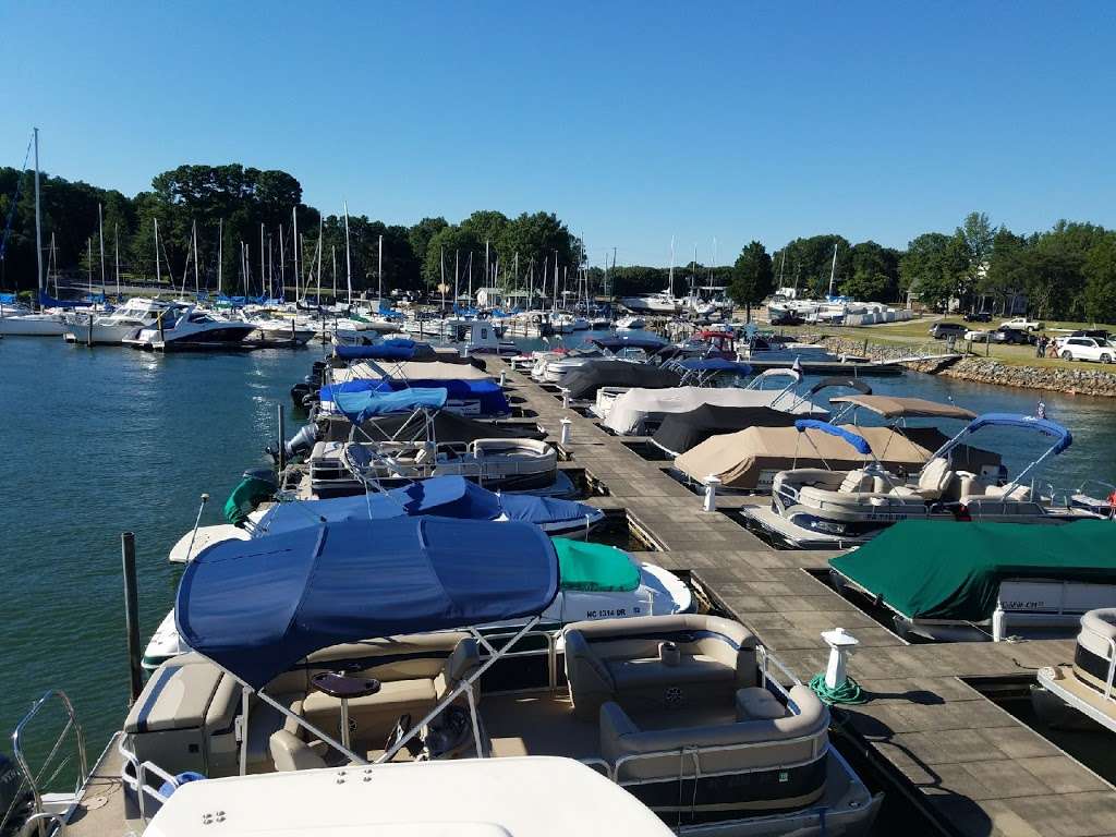 All Seasons Marina and BoatYard | 827 Langtree Rd, Mooresville, NC 28117, USA | Phone: (704) 892-3478