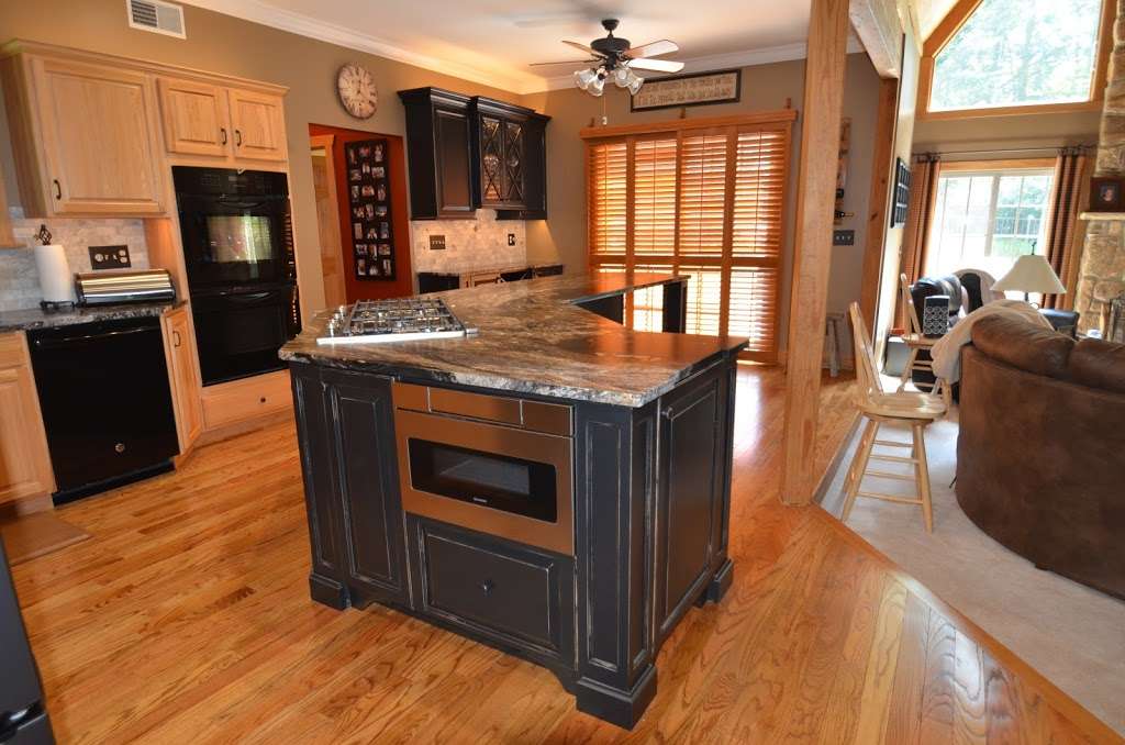 Maui Kitchens Inc. | 1308 Main St, Hellertown, PA 18055, USA | Phone: (484) 851-3205