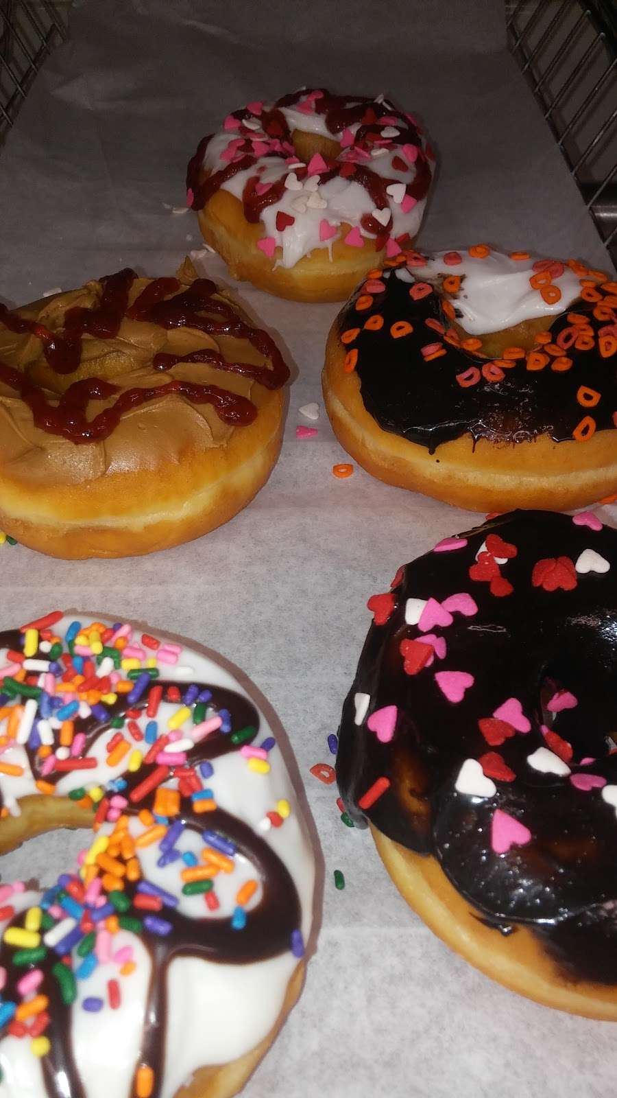 Dunkin Donuts | 5297 S Semoran Blvd, Orlando, FL 32822, USA | Phone: (407) 930-0918