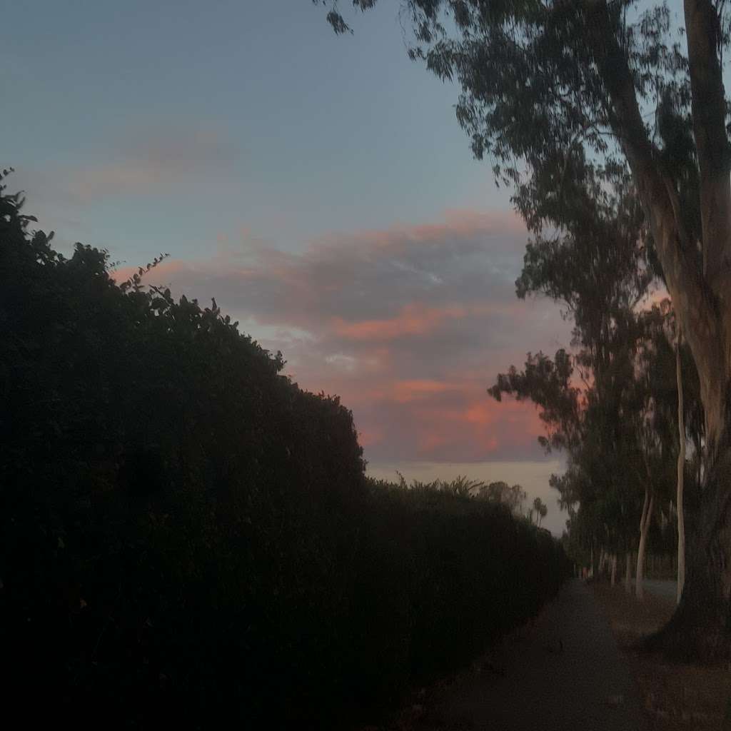 Victoria Plaza | Victoria Ave, Riverside, CA 92504, USA | Phone: (951) 867-5309