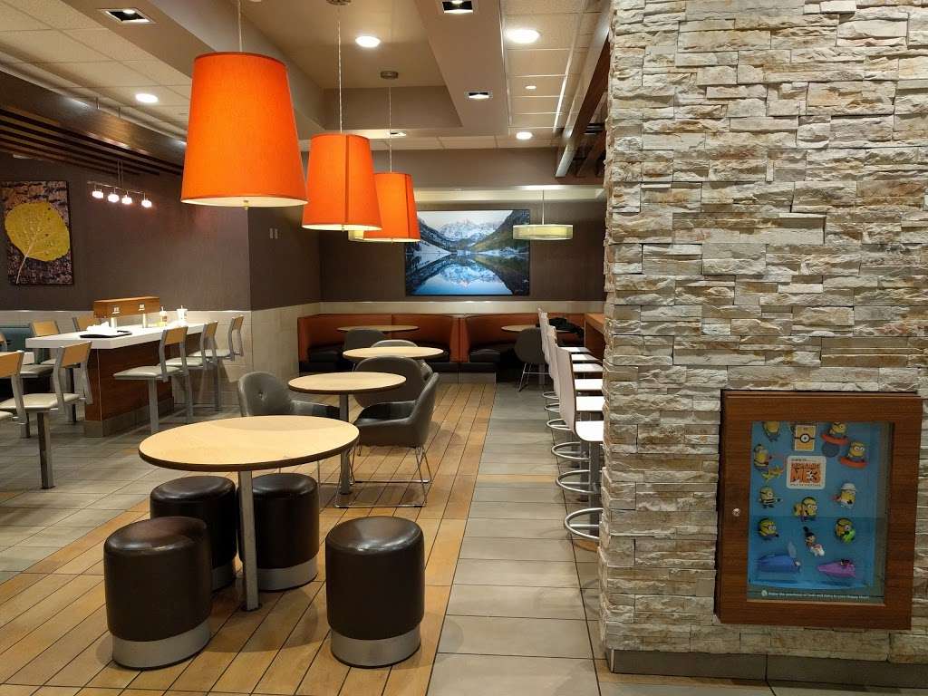 McDonalds | 12017 W Alameda Pkwy, Lakewood, CO 80228, USA | Phone: (303) 989-0055