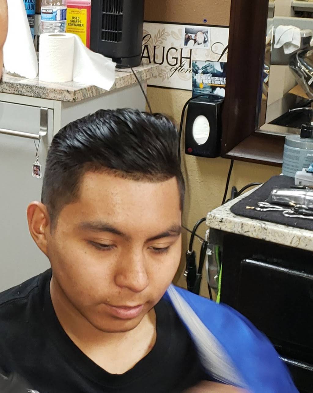 Hidalgos Barber Shop | 3628 W McDowell Rd, Phoenix, AZ 85009, USA | Phone: (623) 225-3087