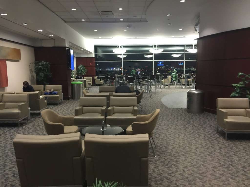 United Club | Terminal A, Newark, NJ 07114, USA | Phone: (800) 864-8331