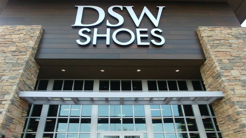 DSW Designer Shoe Warehouse | 21001 N Tatum Blvd, Phoenix, AZ 85050, USA | Phone: (480) 513-9348