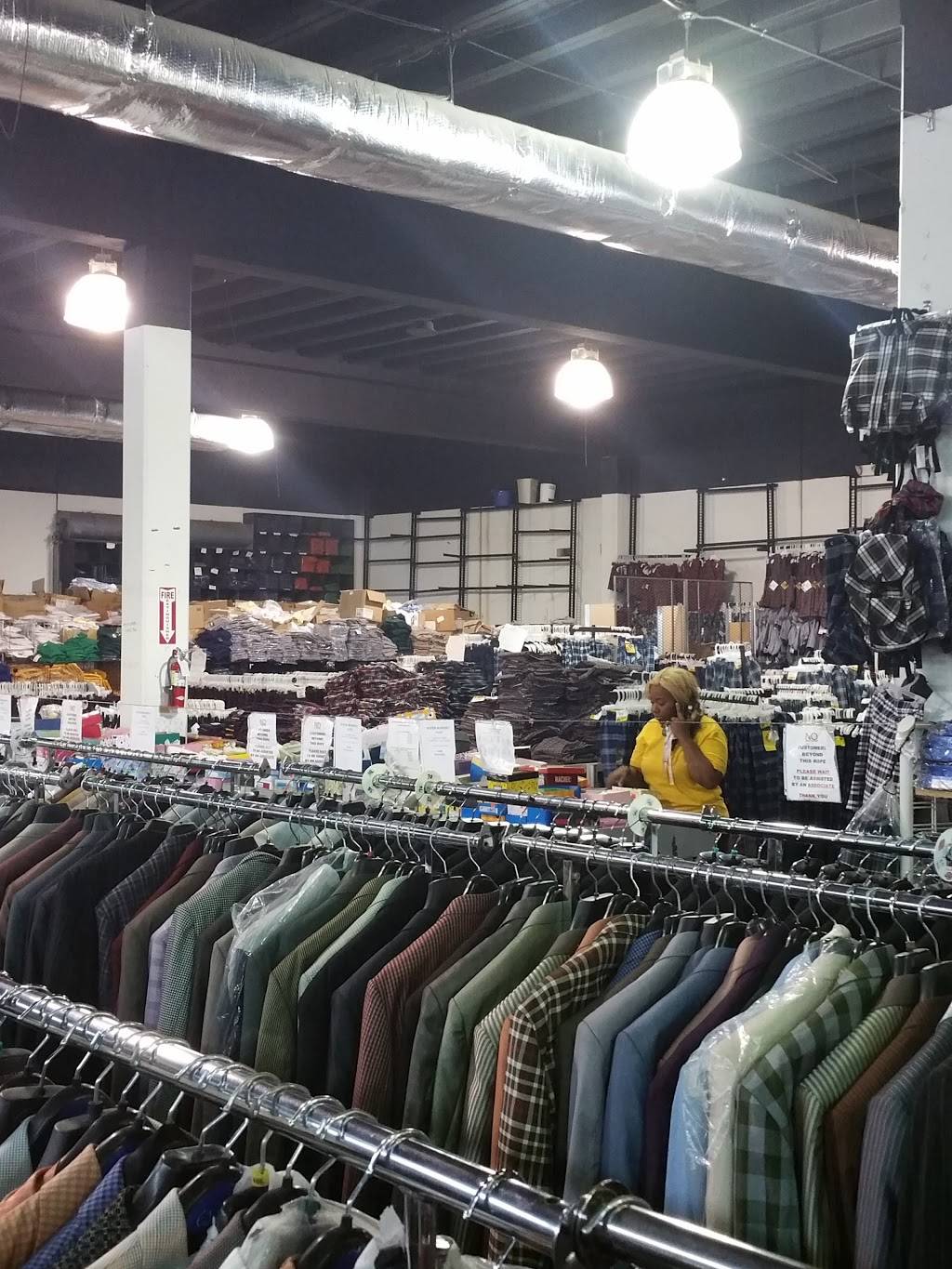 Soul Train Fashions | 4801 Chef Menteur Hwy, New Orleans, LA 70126, USA | Phone: (504) 288-8141